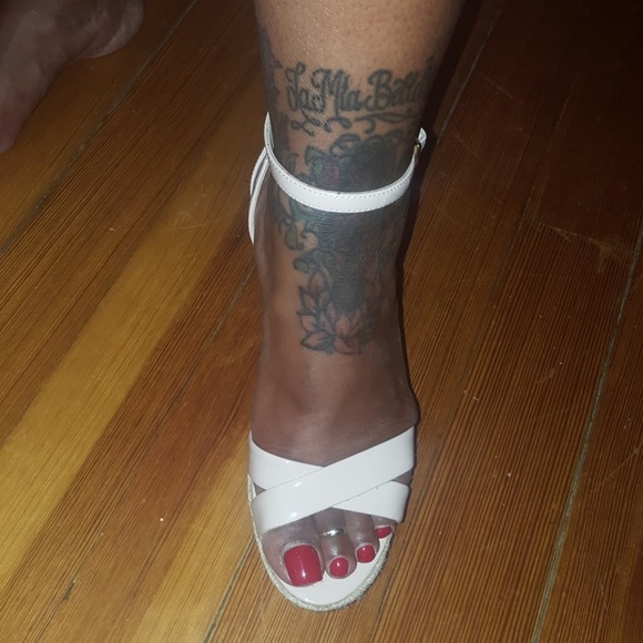 Shoes - Picture 3 of 3